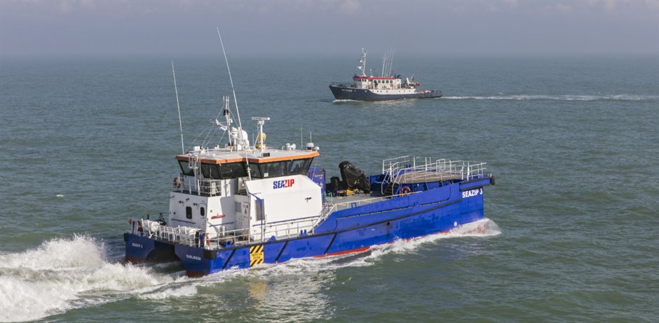 SeaZip 3 en Octans tijdens proeven autonoom varen Noordzee